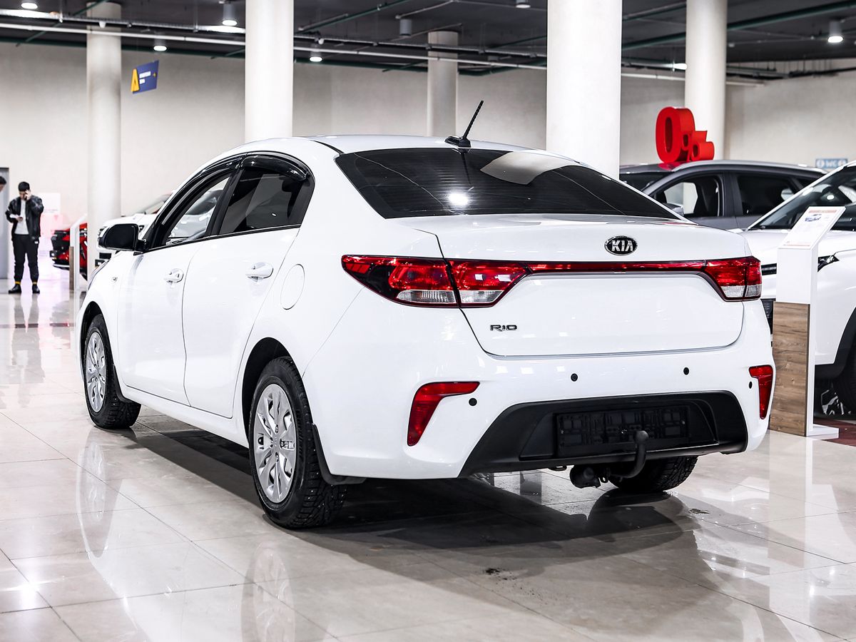 Купить Rio с пробегом